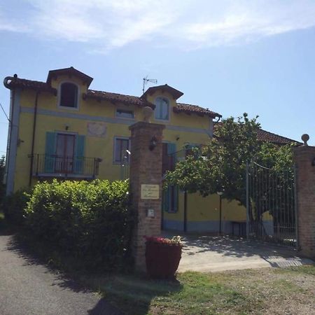 La Terrazza Del Barbaresco Bed and Breakfast Neviglie Buitenkant foto