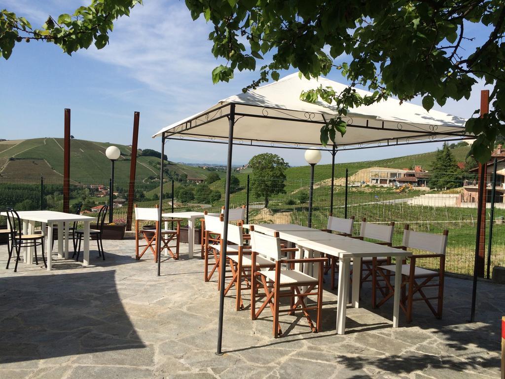 La Terrazza Del Barbaresco Bed and Breakfast Neviglie Buitenkant foto