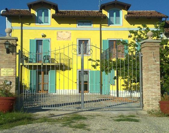 La Terrazza Del Barbaresco Bed and Breakfast Neviglie Buitenkant foto
