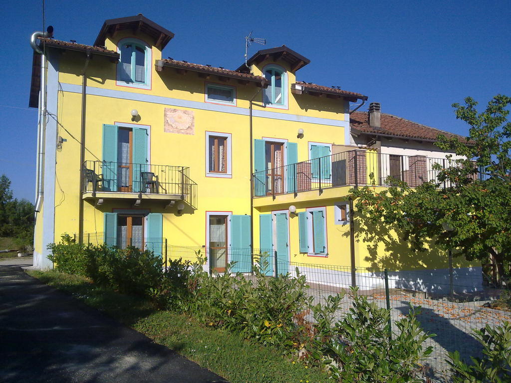 La Terrazza Del Barbaresco Bed and Breakfast Neviglie Buitenkant foto
