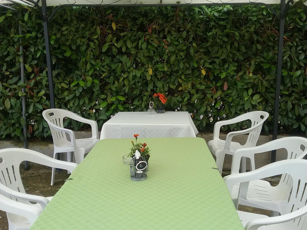 La Terrazza Del Barbaresco Bed and Breakfast Neviglie Buitenkant foto